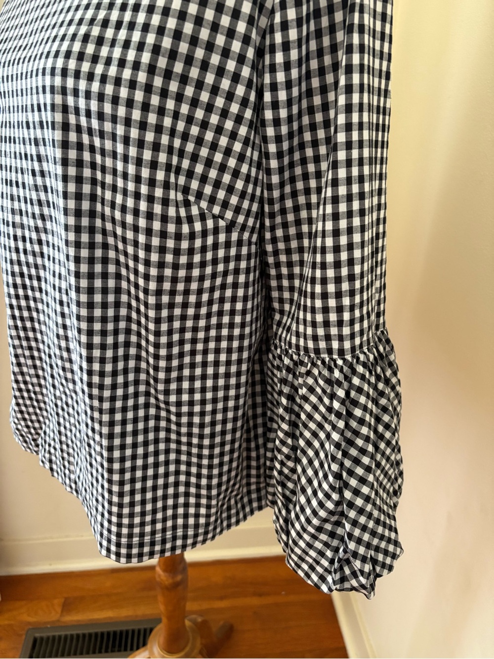 Laundry By Shelli Segal Black & White Gingham Bell-Sleeve Top - Picture 2 of 5